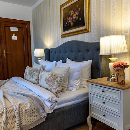 Vila Sarada Boutique Deva Buitenkant foto