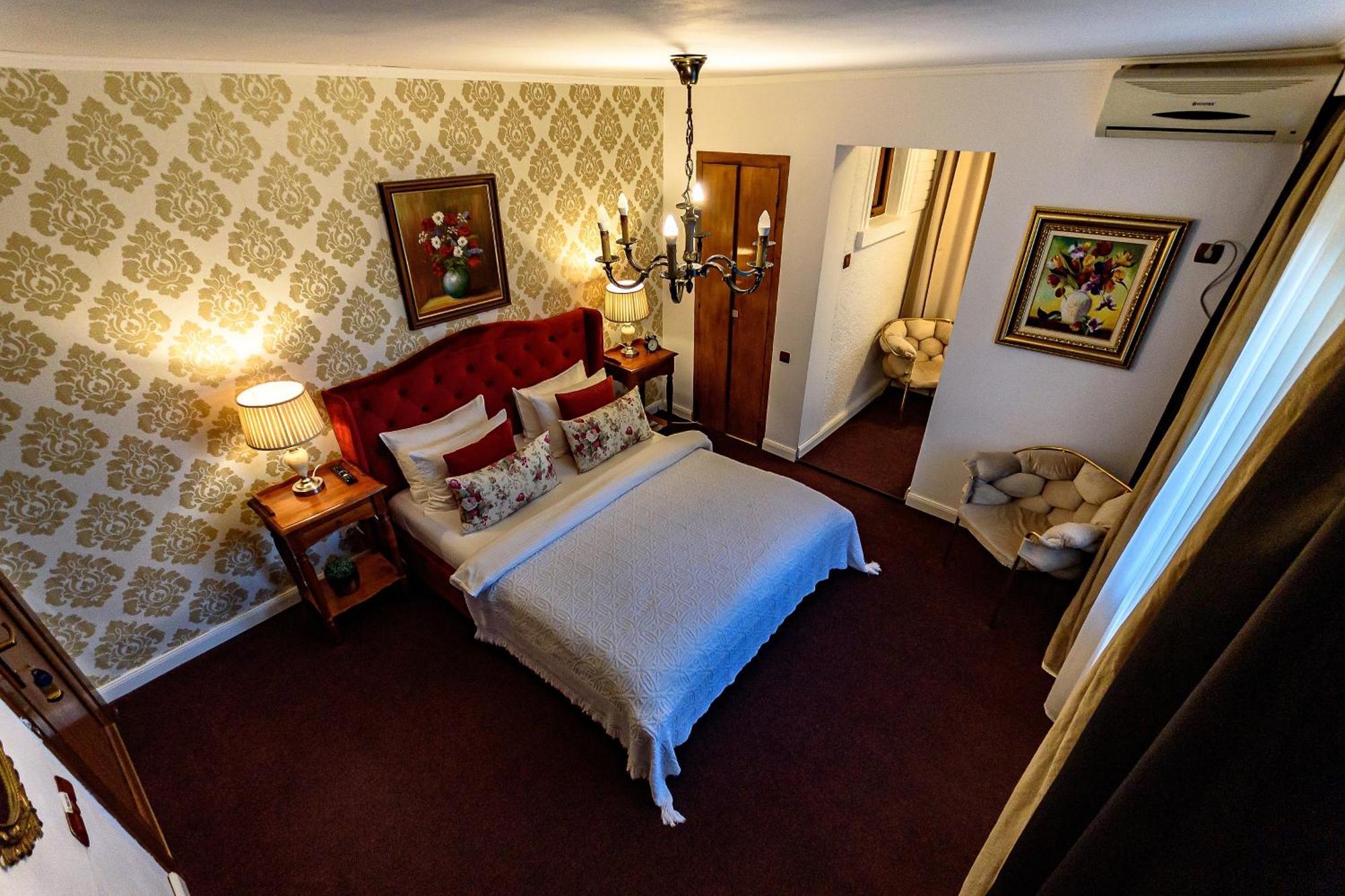 Vila Sarada Boutique Deva Buitenkant foto