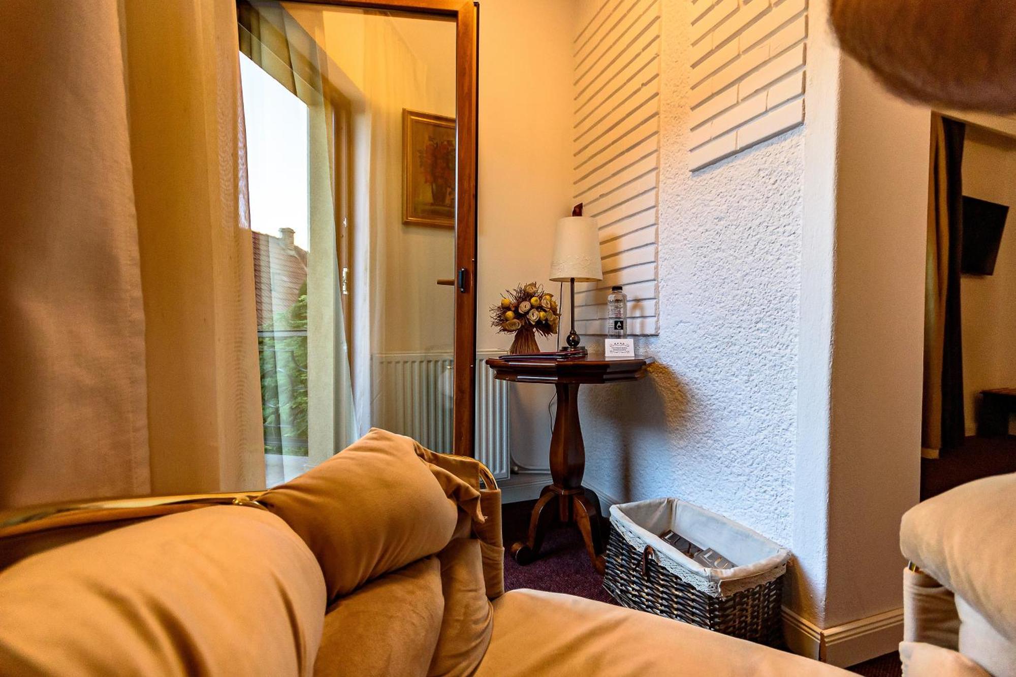 Vila Sarada Boutique Deva Buitenkant foto